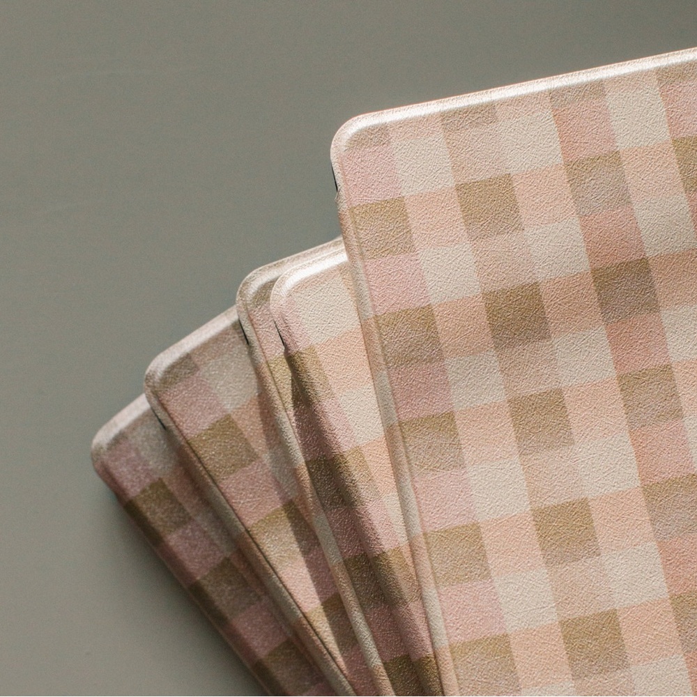 Kindle Oasis Checkered Pink and Brown Case